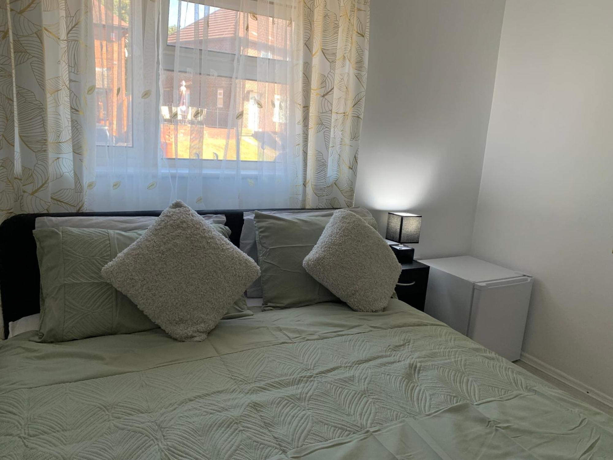 Double Room Bentilee Bucknall  Eksteriør bilde